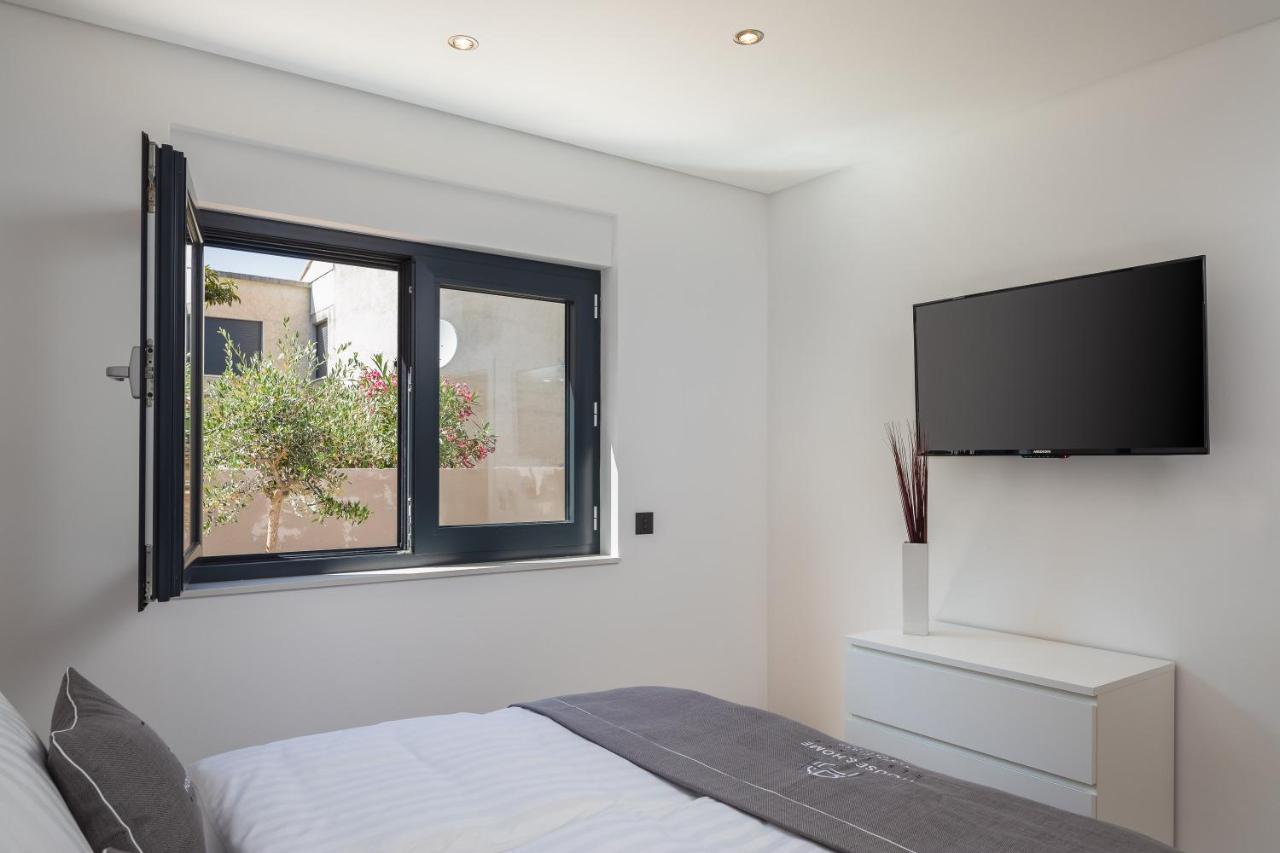 House & Home סלאטינה מראה חיצוני תמונה