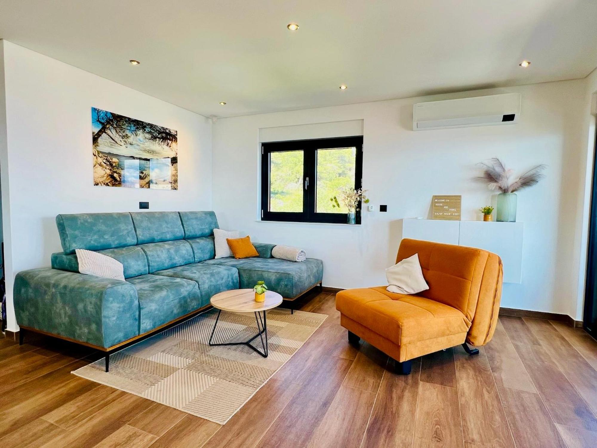 House & Home סלאטינה מראה חיצוני תמונה